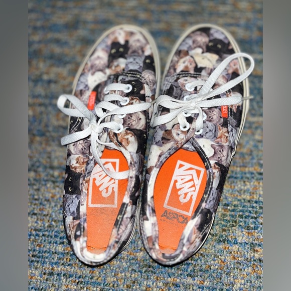 CATS x ASPCA LIMITED EDITION VANS - Picture 2 of 6